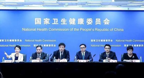 ▲9月25日，國家衛生健康委員會在北京舉行新聞發布會，介紹青少年健康相關工作情況，發布和解讀《中國青少年健康教育核心信息及釋義（2018版）》，并答記者問。 新華社記者 張玉薇 攝