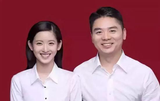 章澤天和劉強東結(jié)婚照片